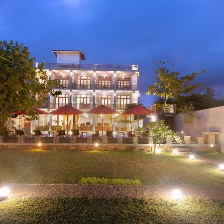 Hotel Samaraana Ahangama Esterno foto