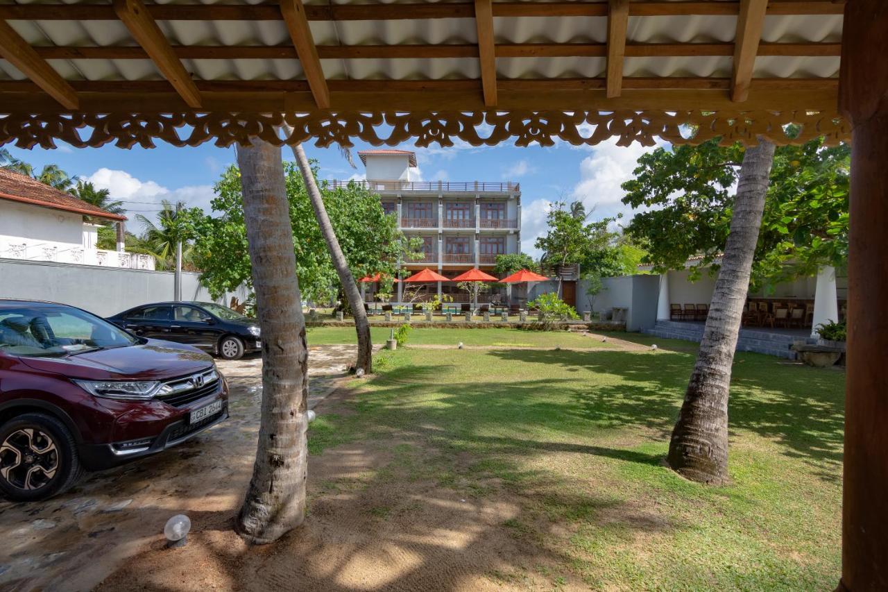 Hotel Samaraana Ahangama Esterno foto