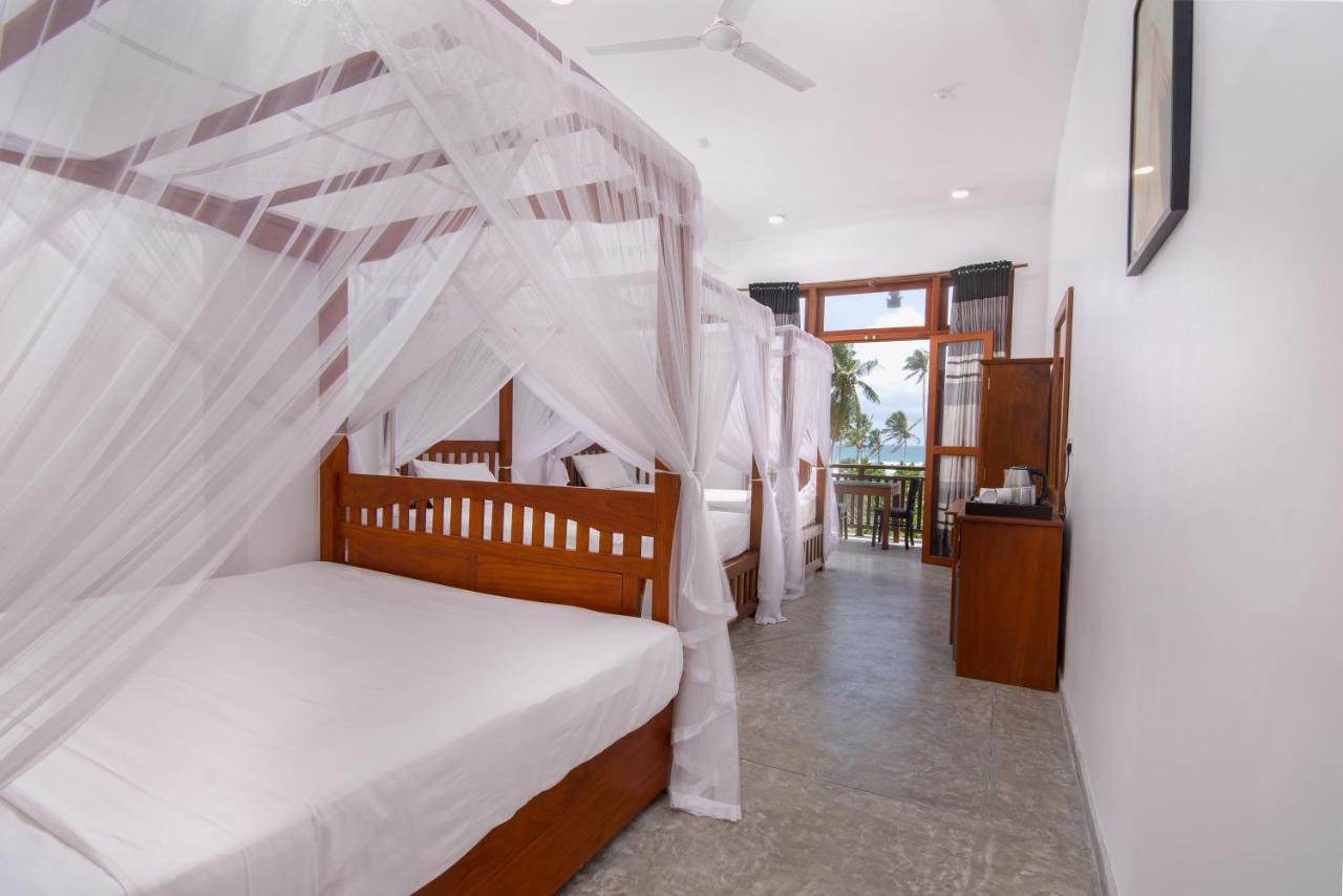 Hotel Samaraana Ahangama Esterno foto