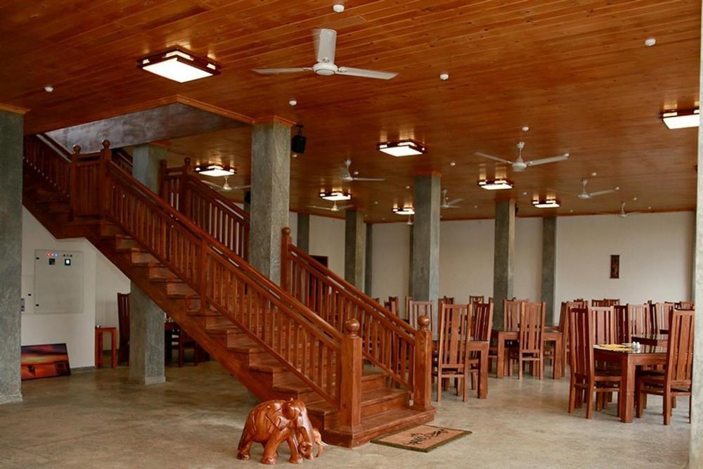 Hotel Samaraana Ahangama Esterno foto