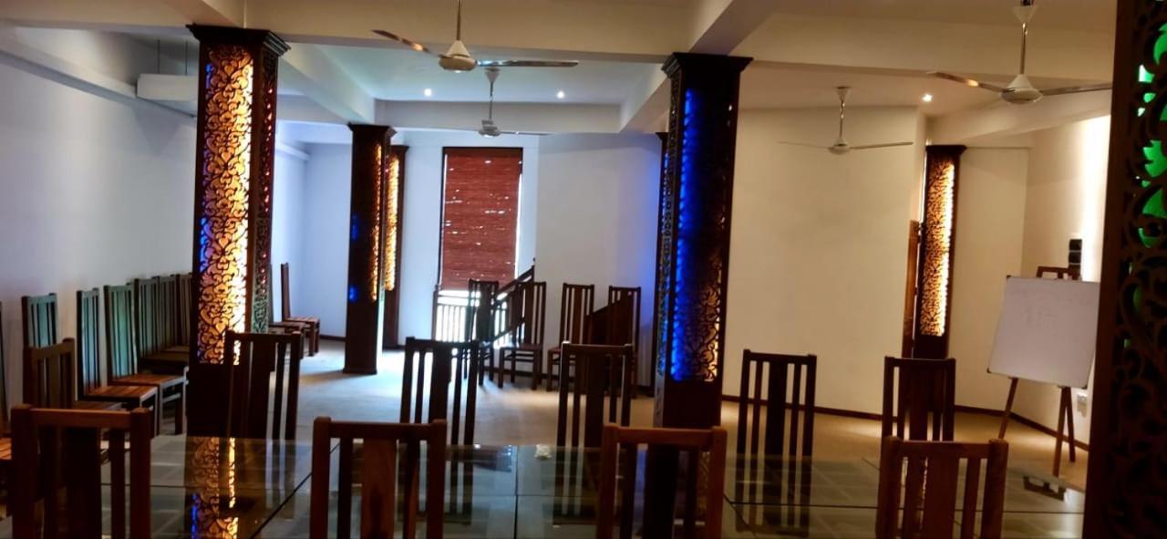 Hotel Samaraana Ahangama Esterno foto