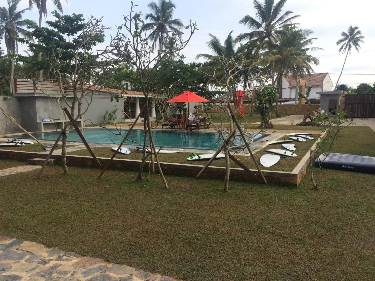 Hotel Samaraana Ahangama Esterno foto